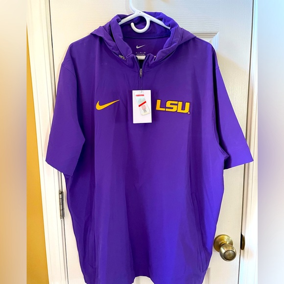 Nike Other - Nike LSU Tigers Coaches half-zip short sleeve jacket.  Size XL. NWT